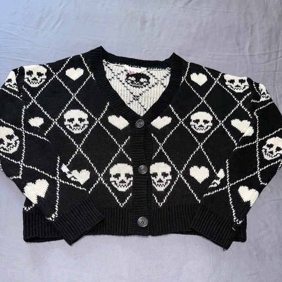 No Boundaries - Women’s - Button Up - Skull - Sweater - Picture 3 of 6